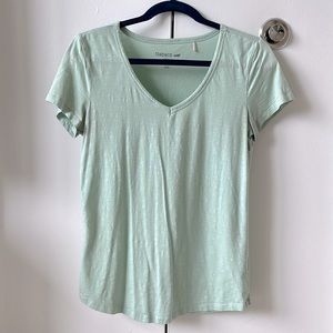 Toad Super Soft V-neck in Mint. Size Small